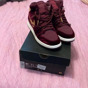 Air Jordan 1 Retro Hi